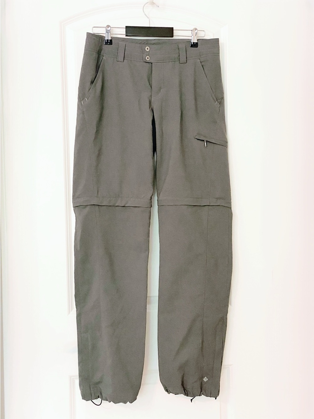 Columbia Convertible Hiking Pants Women Size 6 Charcoal Gray Omni-Shade Zip Off